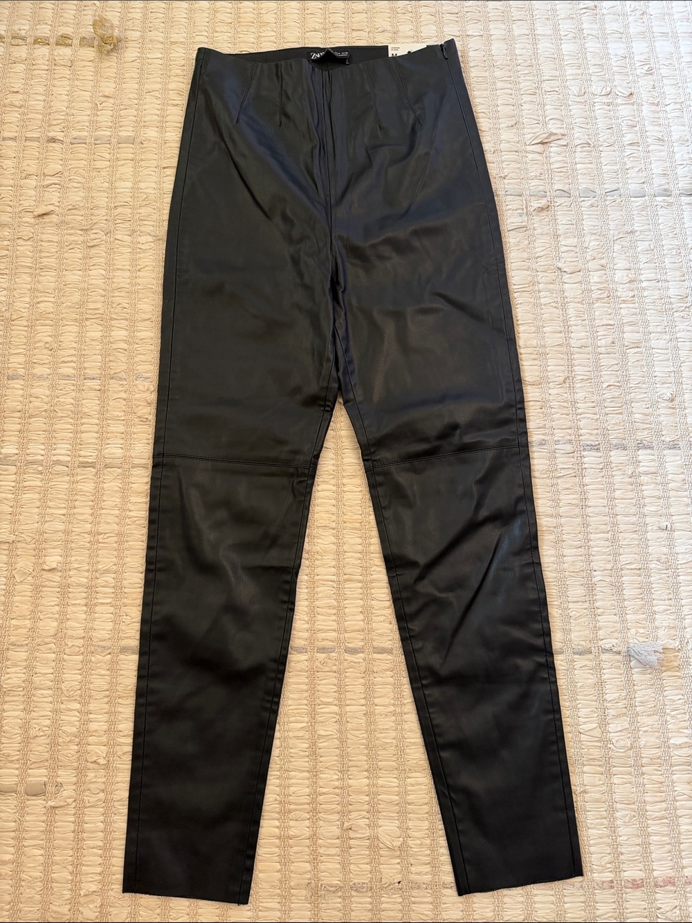 NWT Zara faux leather leggings size M